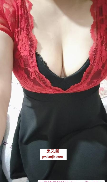 大奶子熟女姐姐