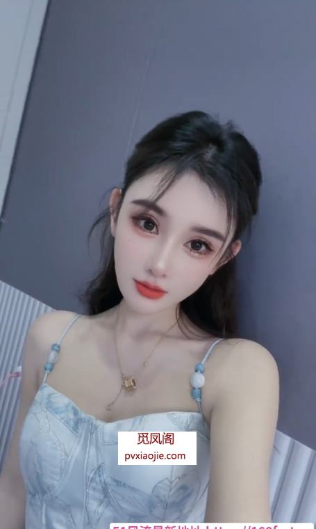 晒布老师苏小小