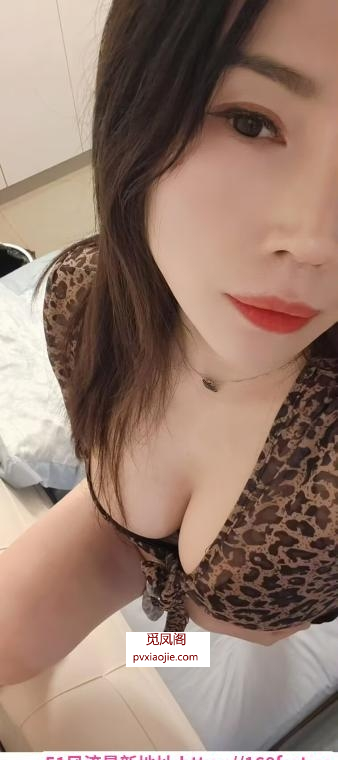 豹纹大奶御姐小梦